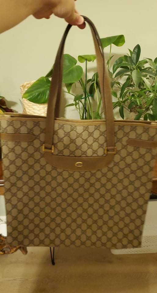 Gucci Large Tote Bag 🎒