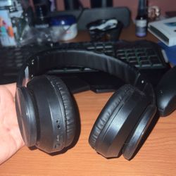 black headphones