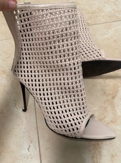 Shoes for women’s