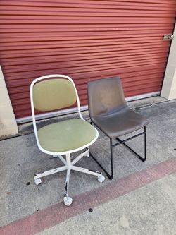 2 chairs