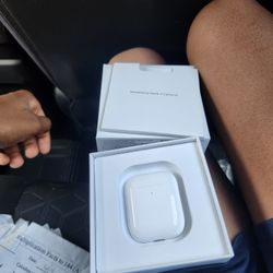 Apple Airpod 4s