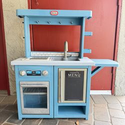 Little Tikes Prep First Play Kitchen (Blue)