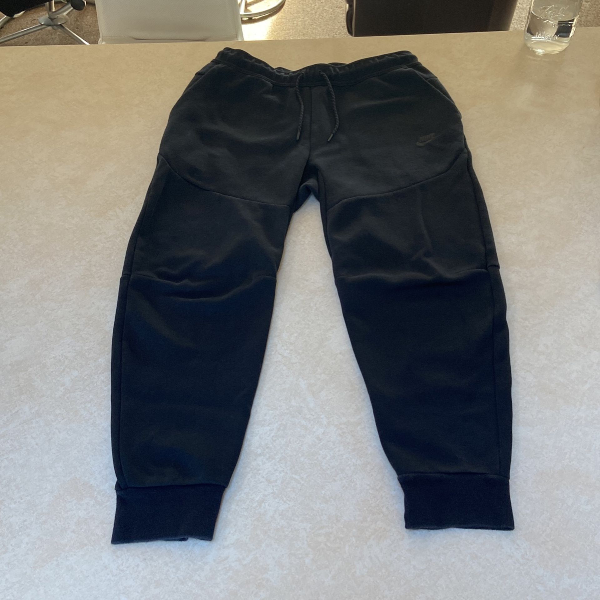 Nike Men’s Sportswear Tech Fleece Joggers (L)