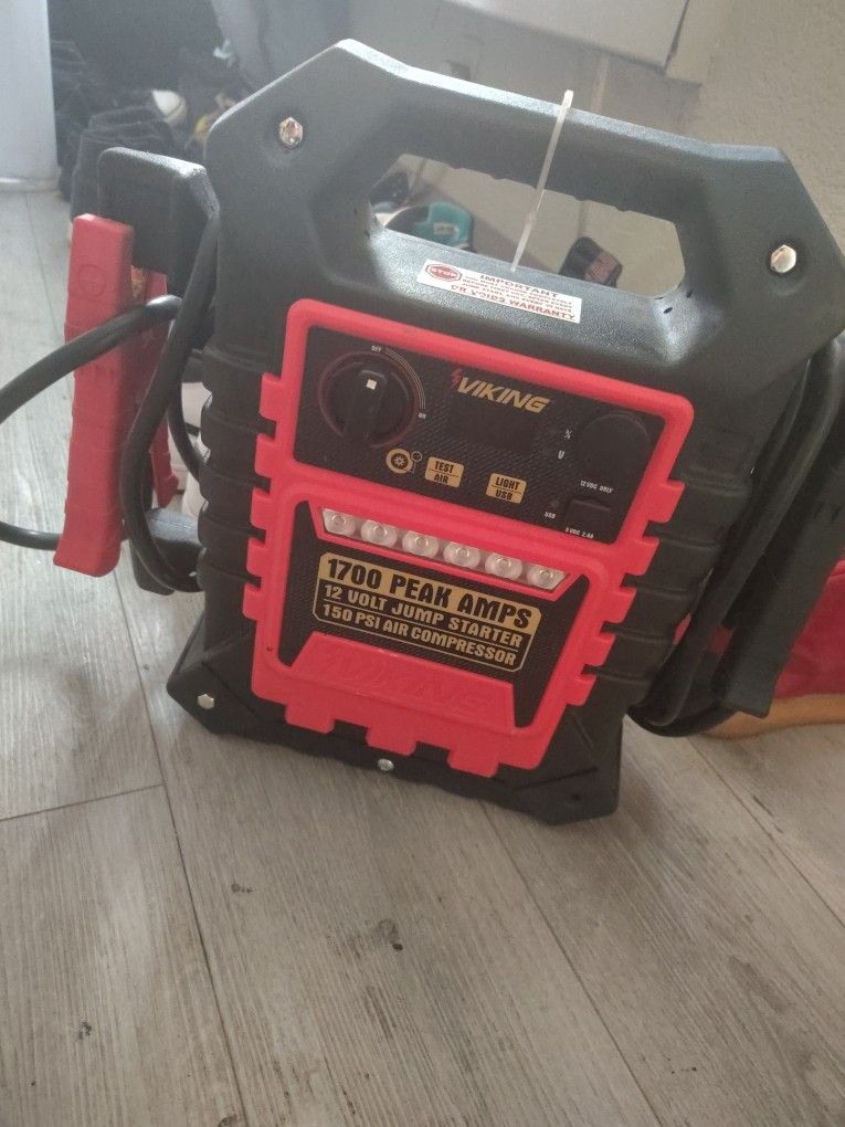 Brand New Car Battery Jumper Box/Air Compressor Duo