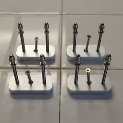 4 Aluminum Skateboard Deck Wall Mounts. Nice Condition 