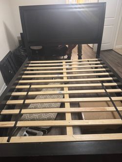 Queen size bed