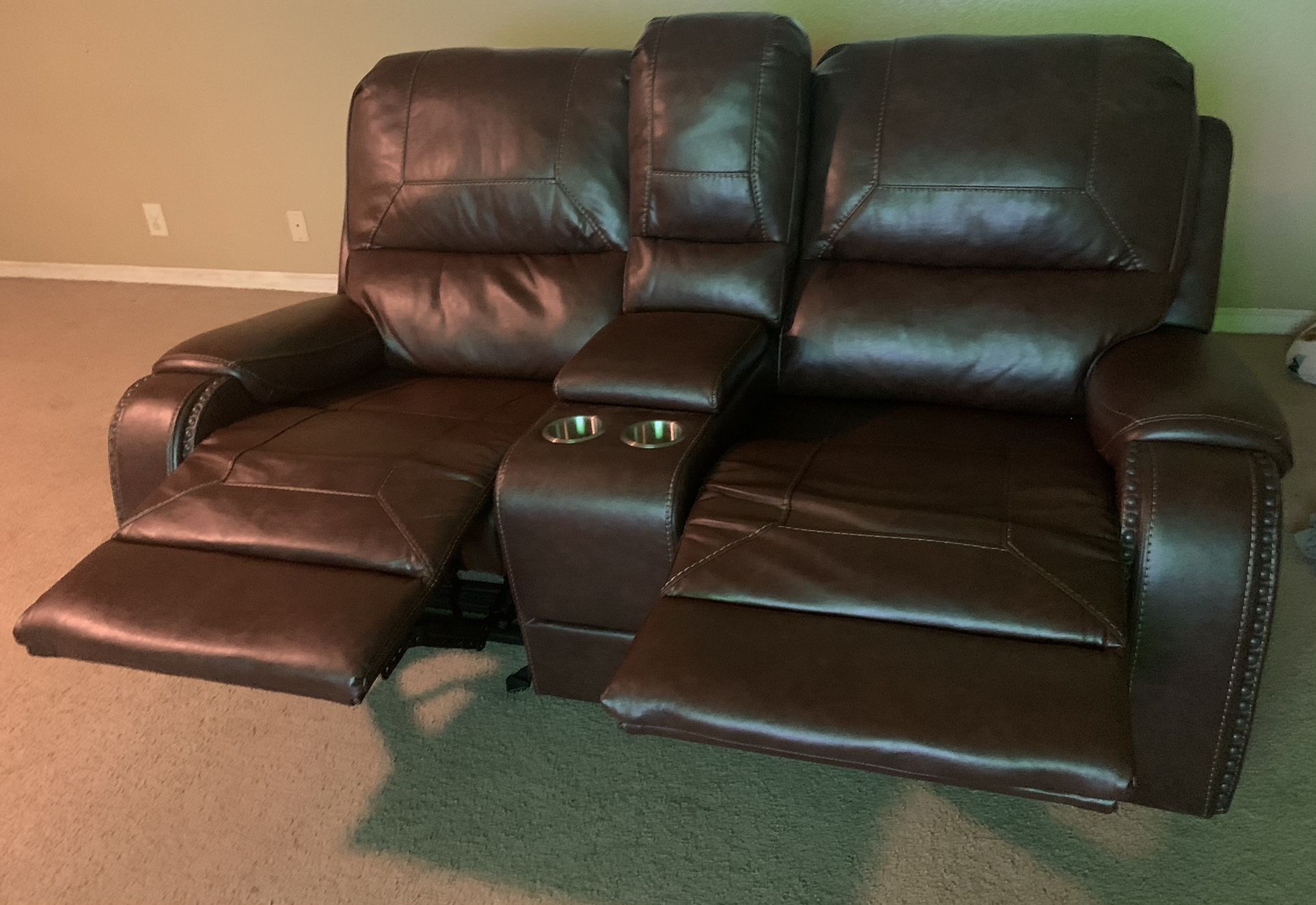 Couch, Recliner And Rocking Chair Seating