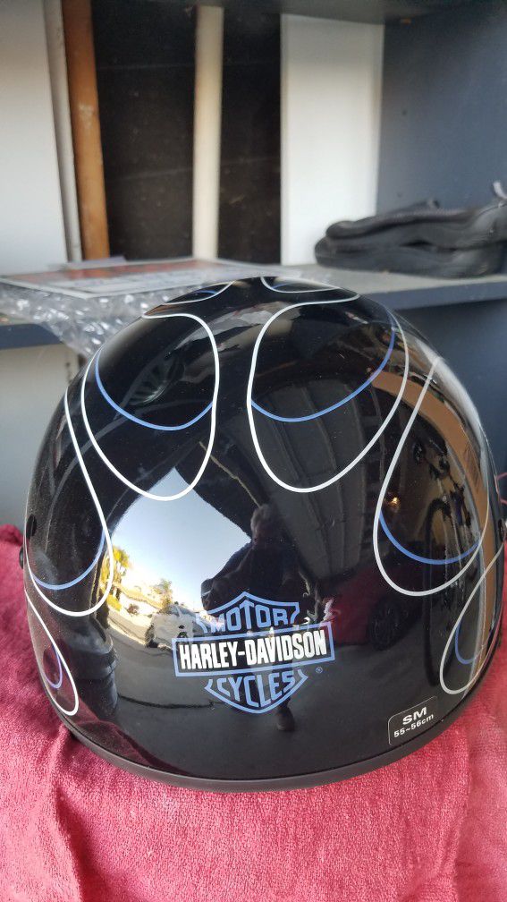 Harley Davidson Helmet Small med