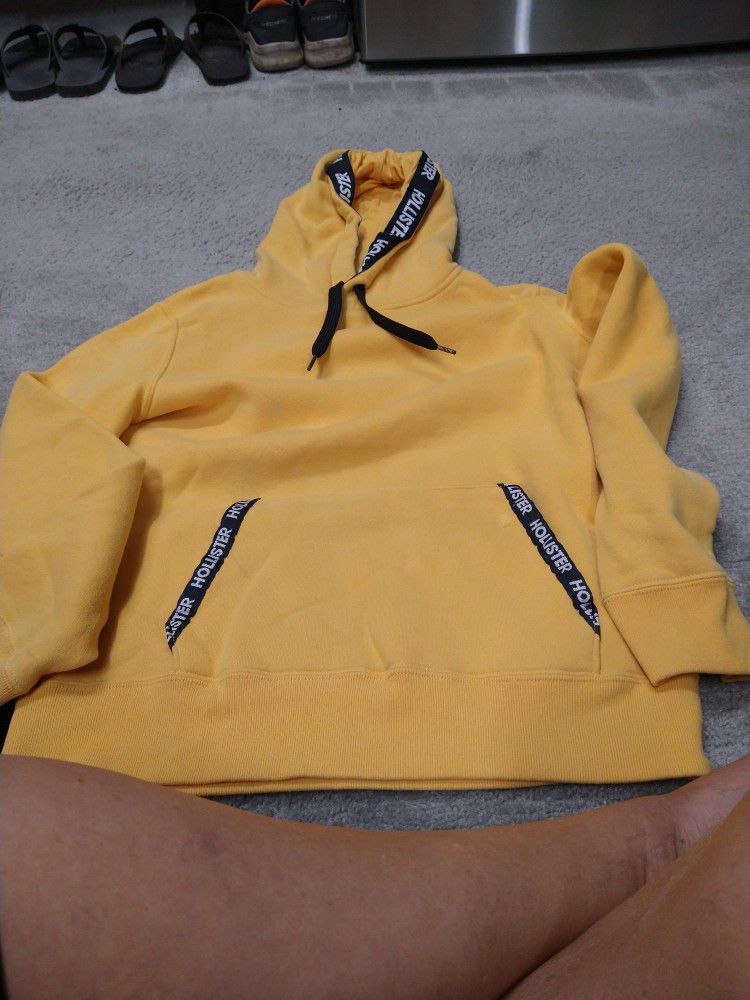 Hollister Hoodie Adult SMALL