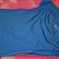 Nike Size Large Boys Shirt