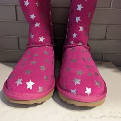 UGG  Classic Pink Boot With Silver Stars HOT PINK, Size US 4