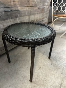 Moving sale