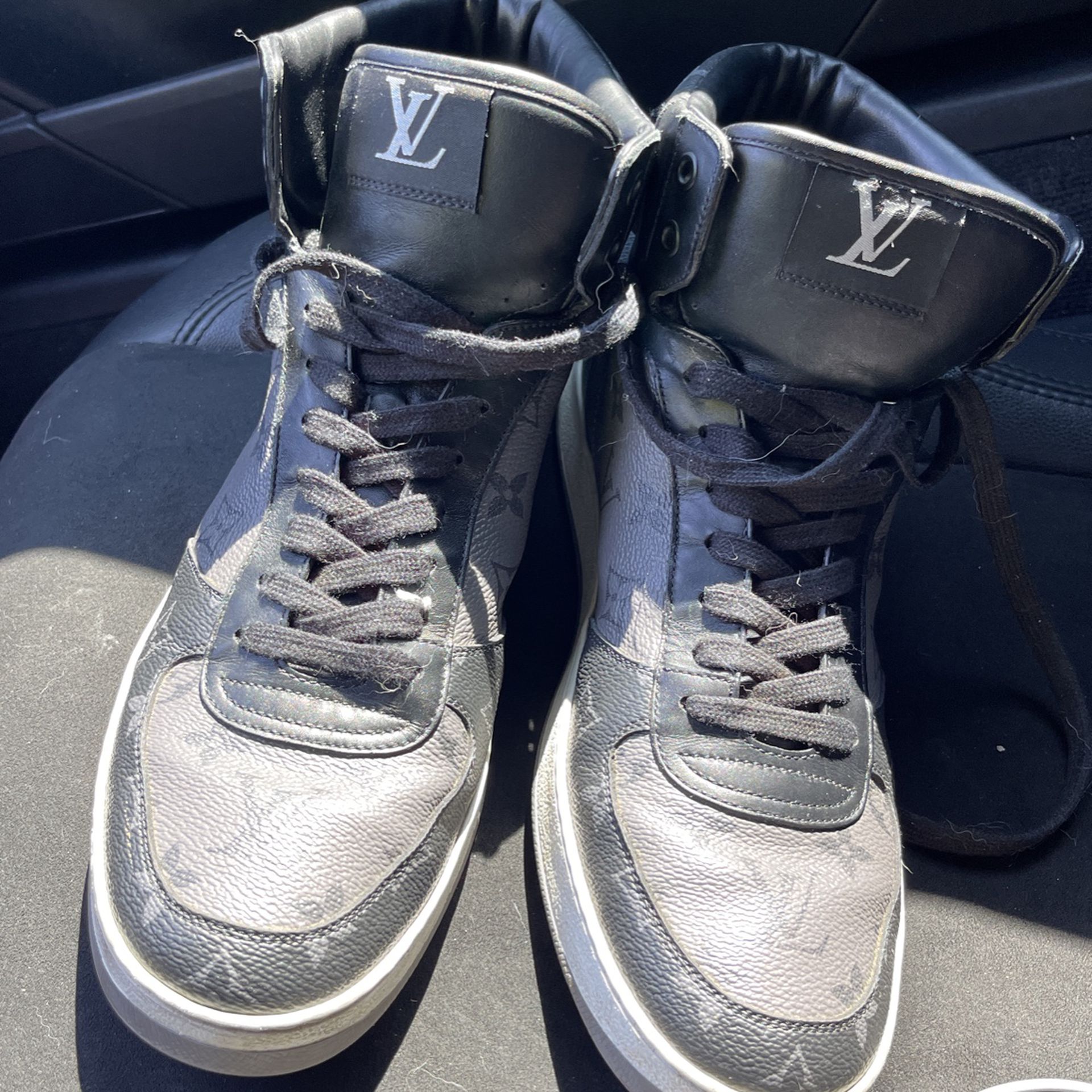 Louis Vuitton Trainer 2 Sneaker for Sale in Bowie, MD - OfferUp