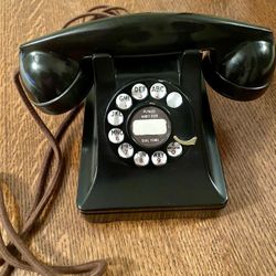 Vintage F1 Black Rotary Desk Phone