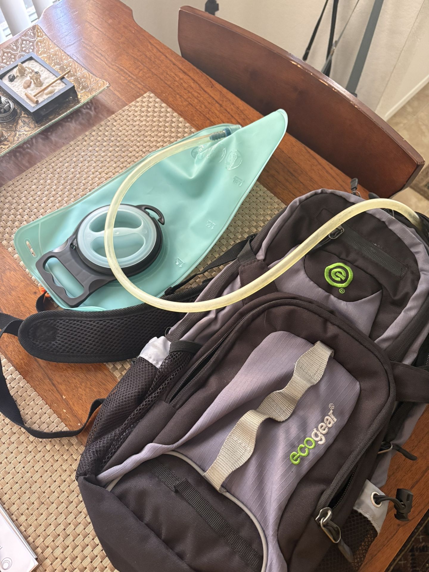 Ecogear Hydration Backpack – includes 2L Water