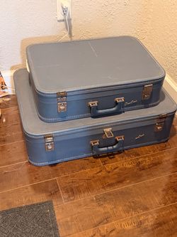 Travel Smart Vintage suitcases