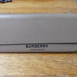 Burberry Case