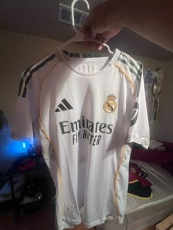 Real Madrid jersey home Mbappé