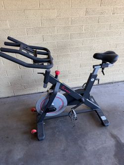 Sunny Health & Fitness Magnetic Indoor Cycling Bike