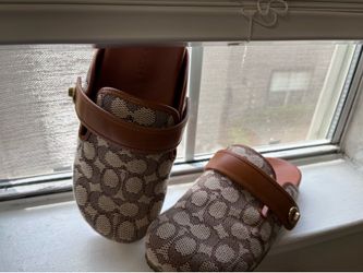 Coach Women's Signature Jacquard Clogs Brown Canvas Leather Size 8B
