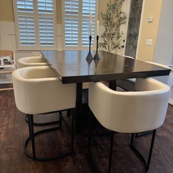 Dining table and 6 chairs