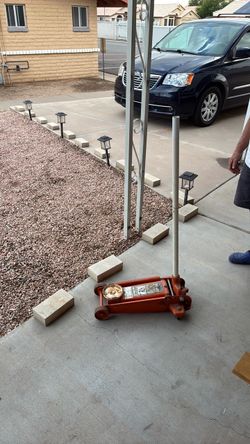 2.25 Ton Floor Jack