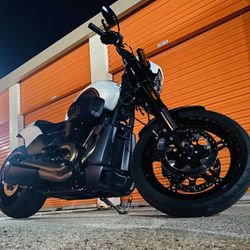 2019 Harley Davidson Fxdr