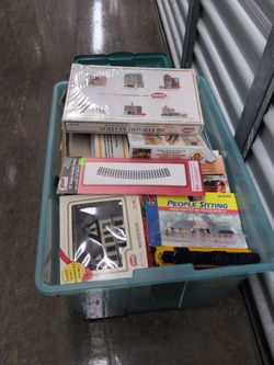 Assorted Model Railroad Parts (mostly HO scale)