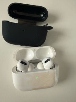 Apple AirPods Pro 1st Gen