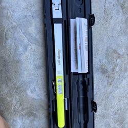 Snap-On 1/2" Torque Wrench 