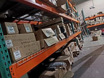 Tiendas De Auto Partes Talleres Mecanicos Y Dealers LES OFRECEMOS Leveling Y lIFT Kits A Precios De Bodega (marcanos AL 602 293 3919