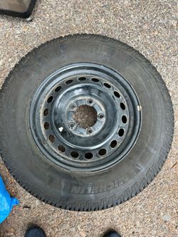 2012 Toyota tundra rim and tire