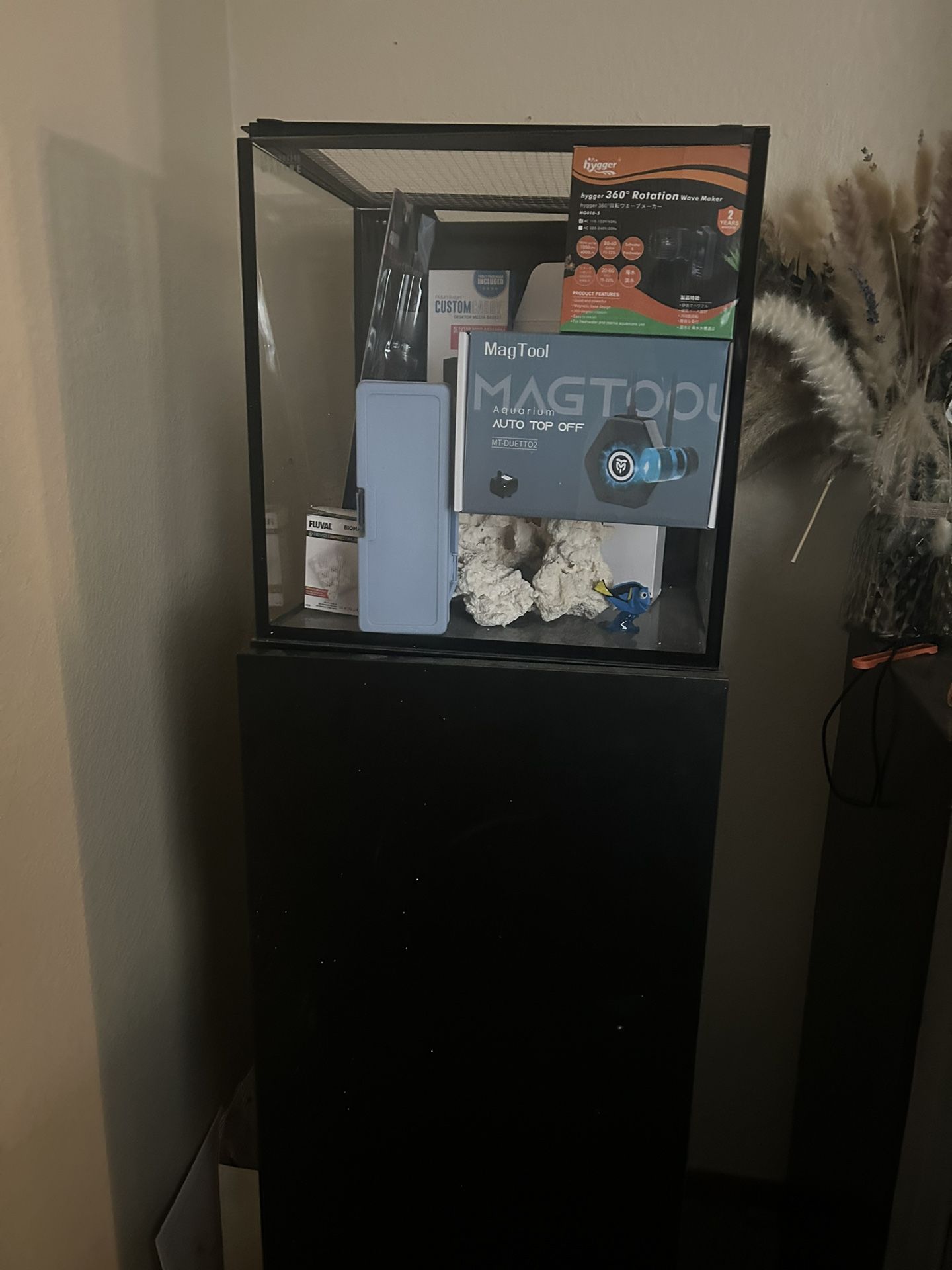 Saltwater Aquarium 15 Gallon With Stand