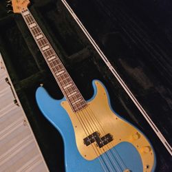 Squier 40th Anniversary Precision Bass Gold Edition Lake Placid Blue