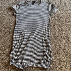Womens Grey/ White Stripe Dress Medium