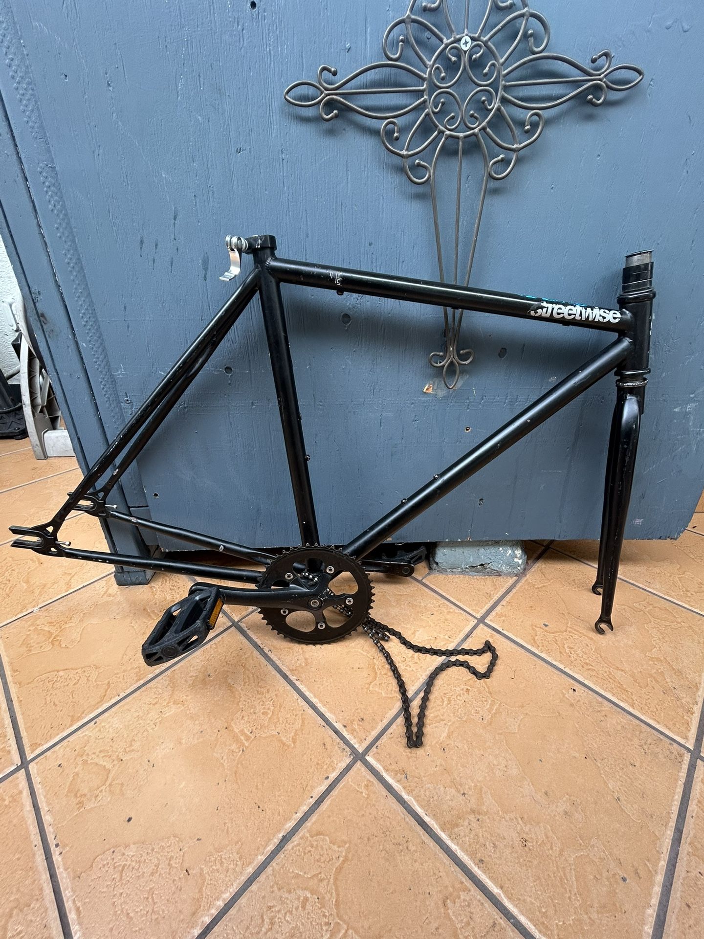 6KU FRAME!! (Read DESC!)