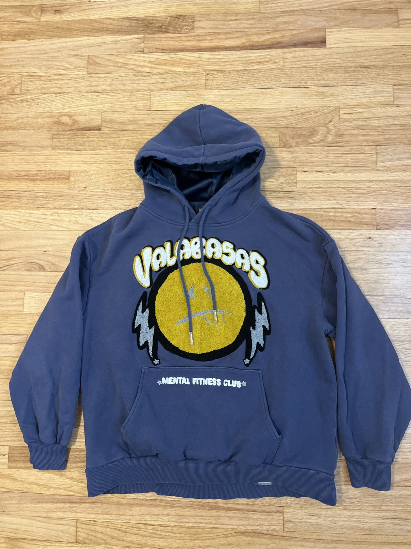Valabasas Hoodie Sweatshirt Large Pullover Mental Fitness Club Only Used 3 Times
