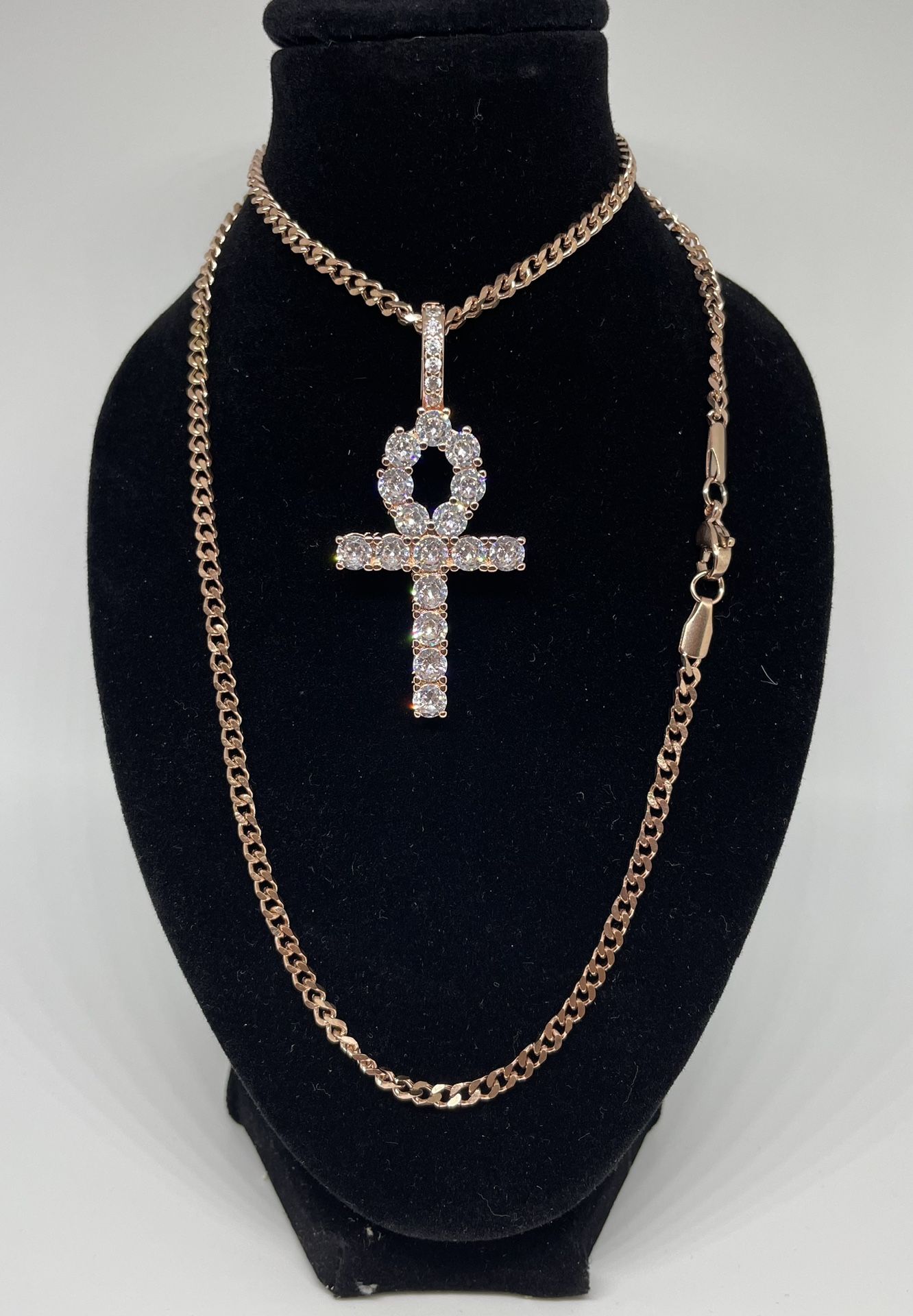 18k Gold Ankh Necklace Rose Gold