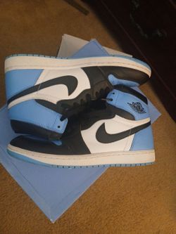 Mens sneakers