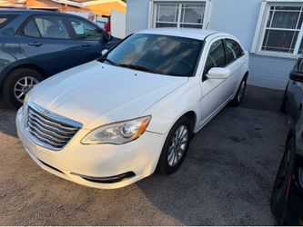 2013 Chrysler 200