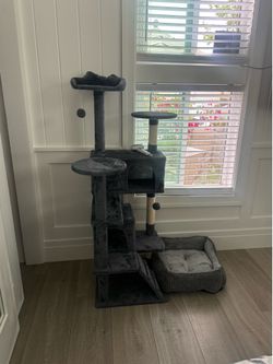 Cat tree