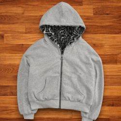 Vintage Grey Zip-Up Hoodie with Leopard Print Fur Lined Hood – Y2K Indie