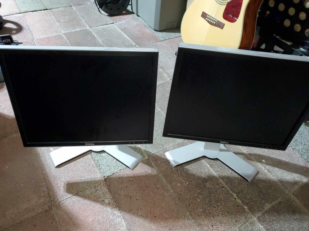 Dell 2007FPb Monitors (pair)