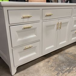 Cute Chic White Cabinet