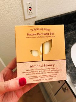 The Natural Soap Company Almond Honey Bar Soap Set