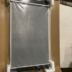 Radiator Assembly for a Toyota Prius 2010-15