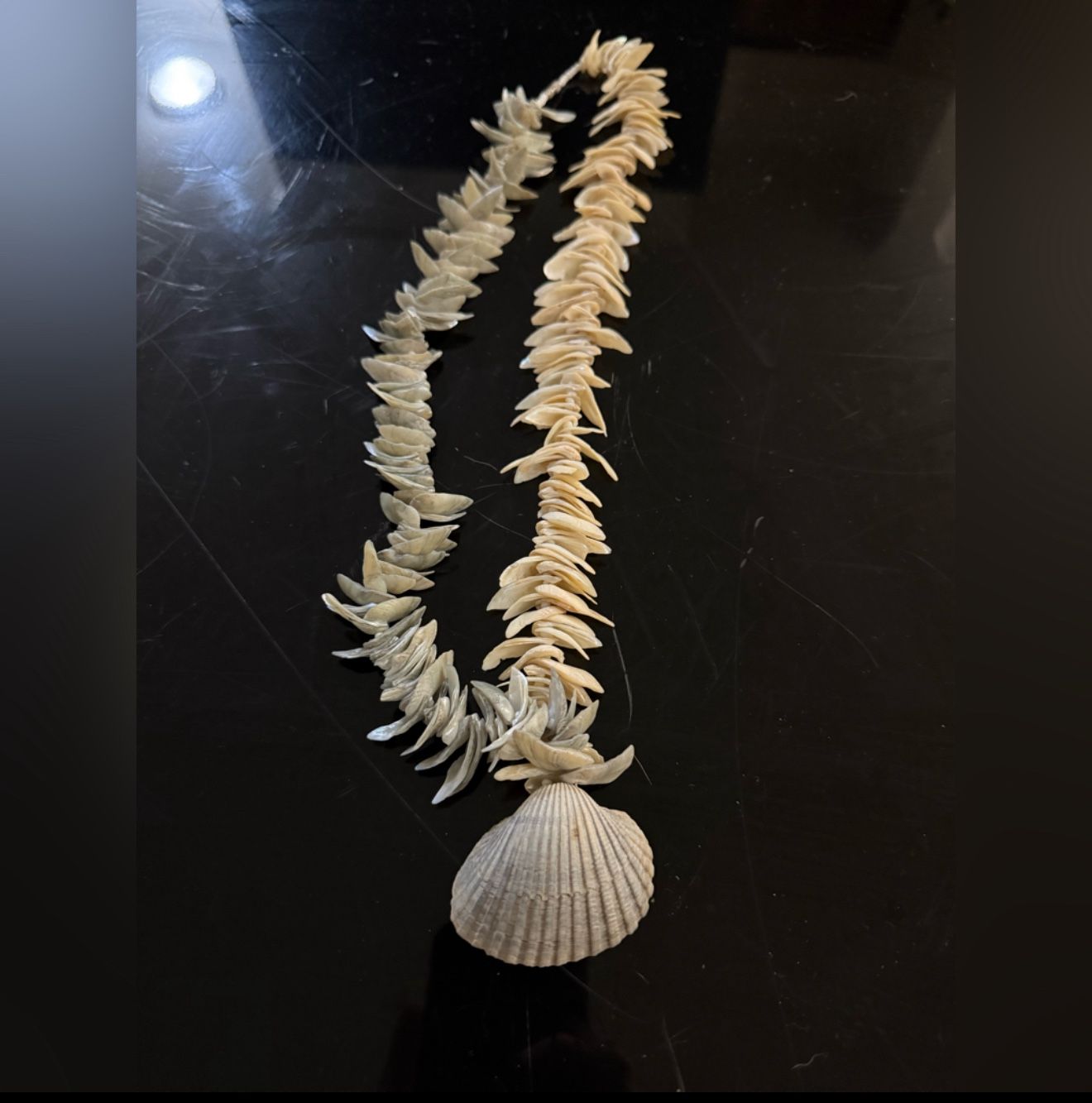 Vintage Hawaiian Shell Necklace 16” Retro Mid-Century