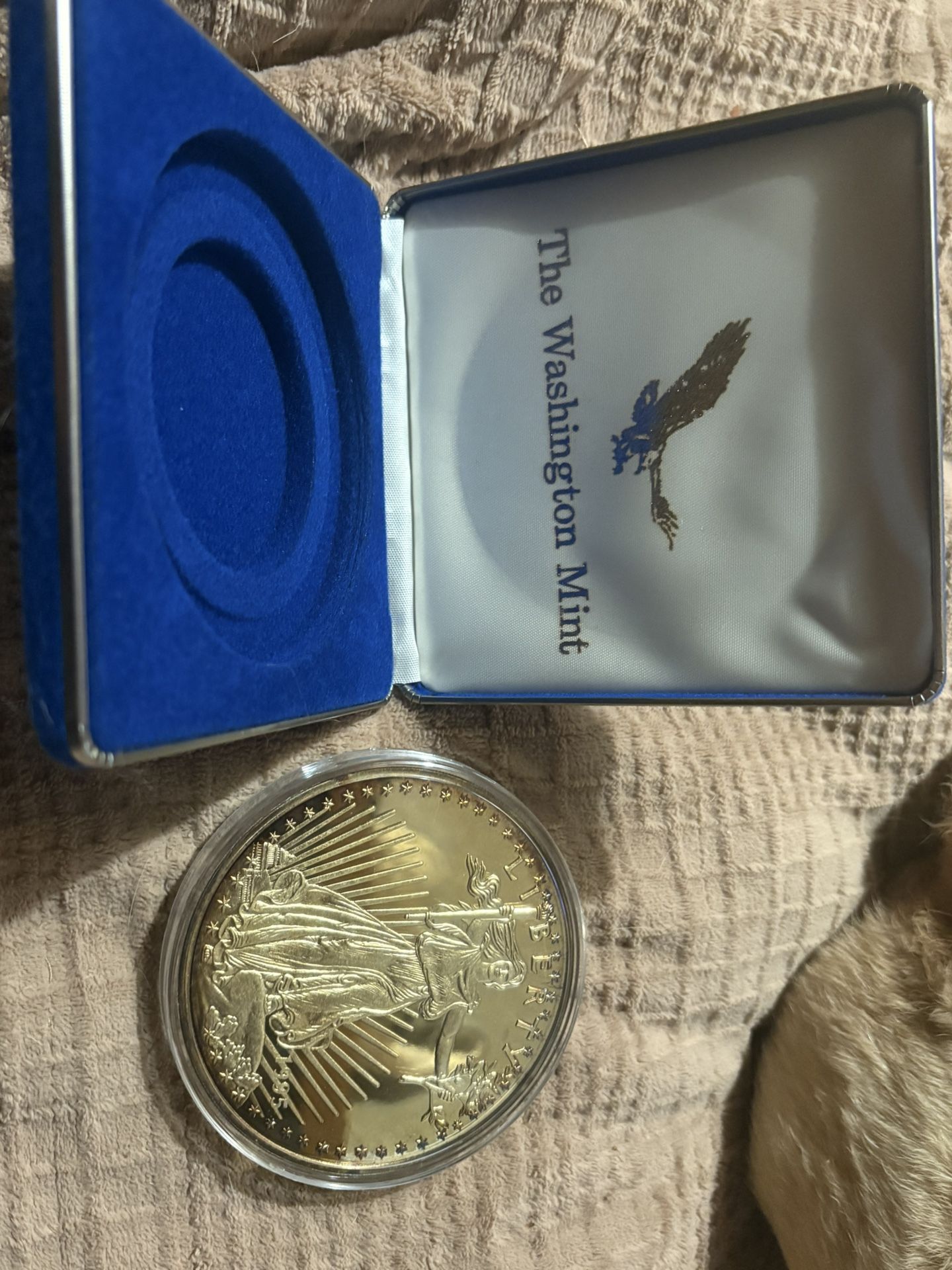 1/2 Pound Gold Plated Sliver Coin 