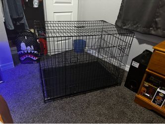 Medium dog crate