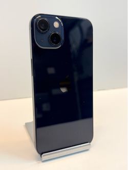Apple iPhone 13 128gb. ( Fully Unlocked Phone )